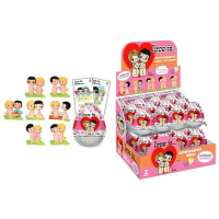 Шоколадное яйцо LOVE IS с игрушкой